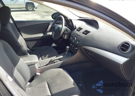 2012 Mazda Mazda3 I Sport z USA, uszkodzony, nr VIN JM1BL1UF9C1552437